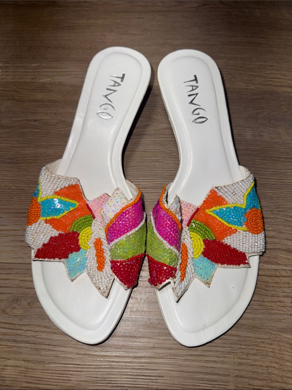 TANGO White Slide Sandals with Multicolor Beaded Floral Design, Kitten Heels -37